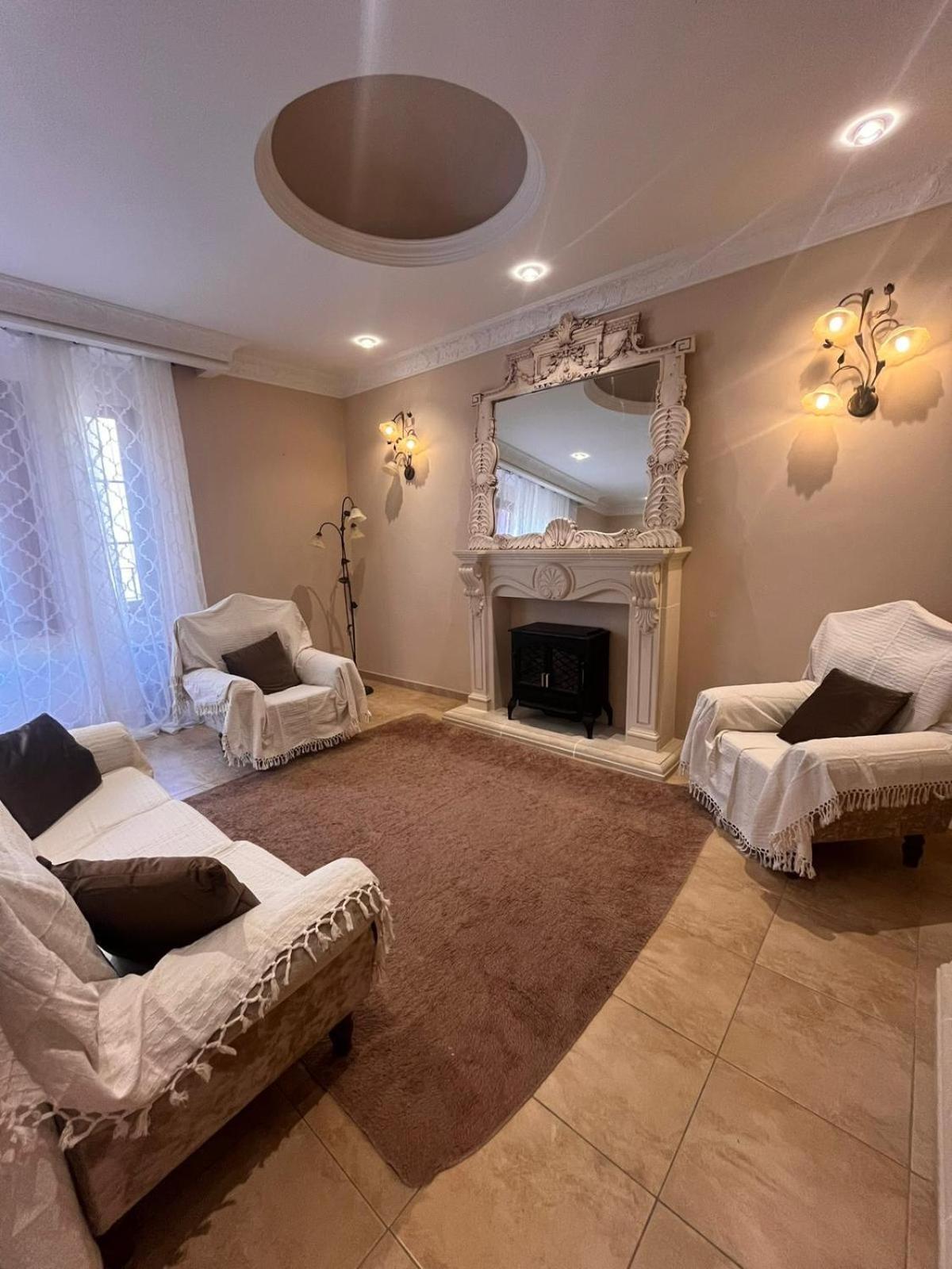 Spacious Flat Near Valletta & Waterfront - Ideal Location Apartment *
